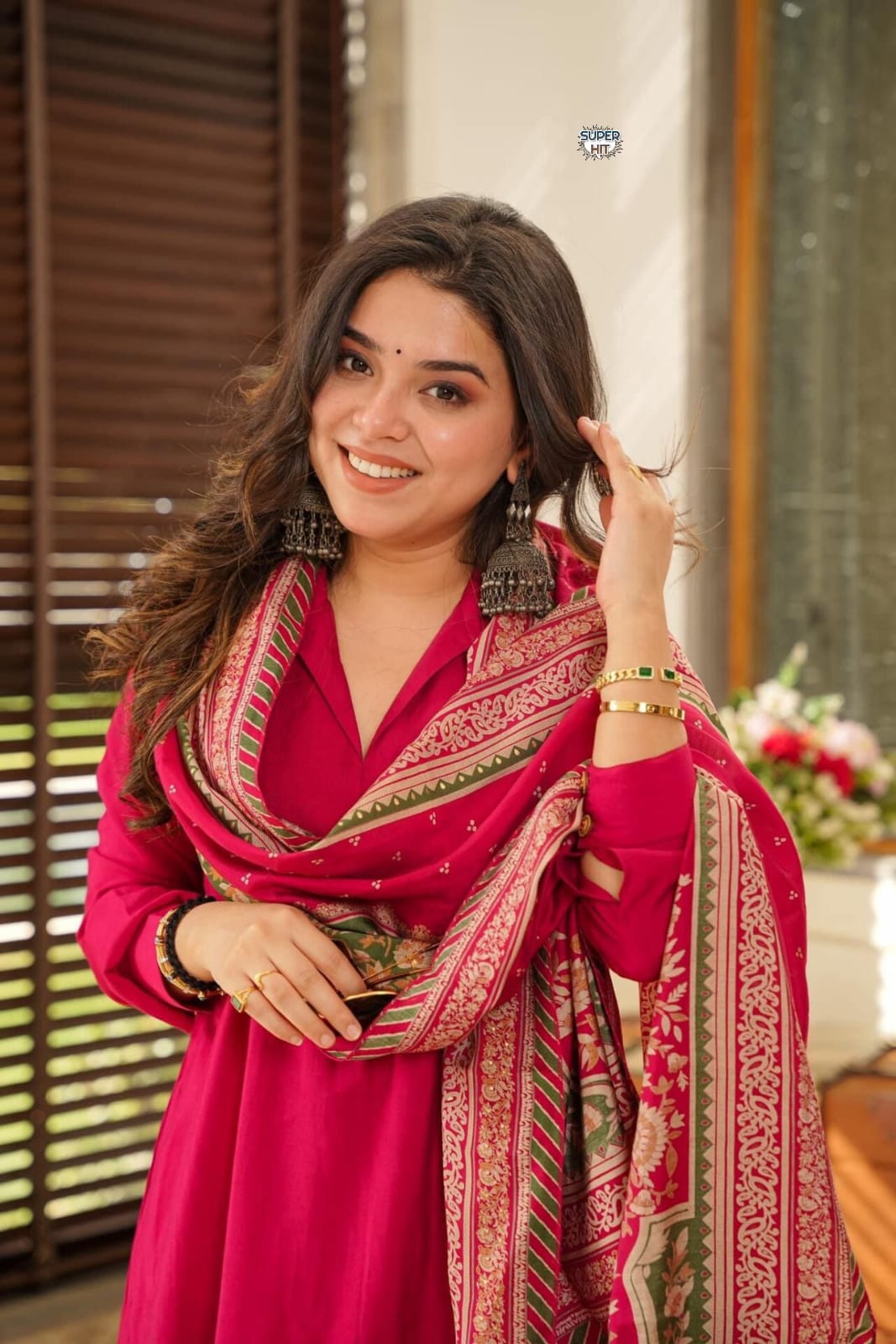Elegant Pink Embroidered Kurta Set with Chanderi Dupatta