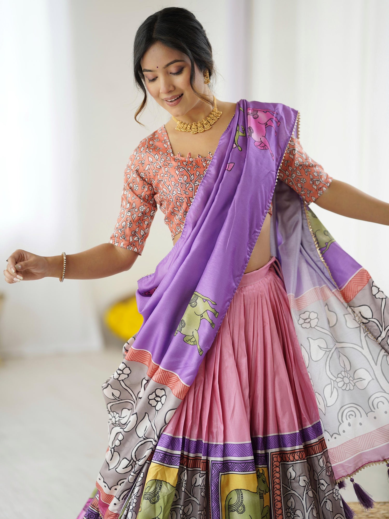 Traditional Kalamkari Lehengas Online – Handcrafted Elegance