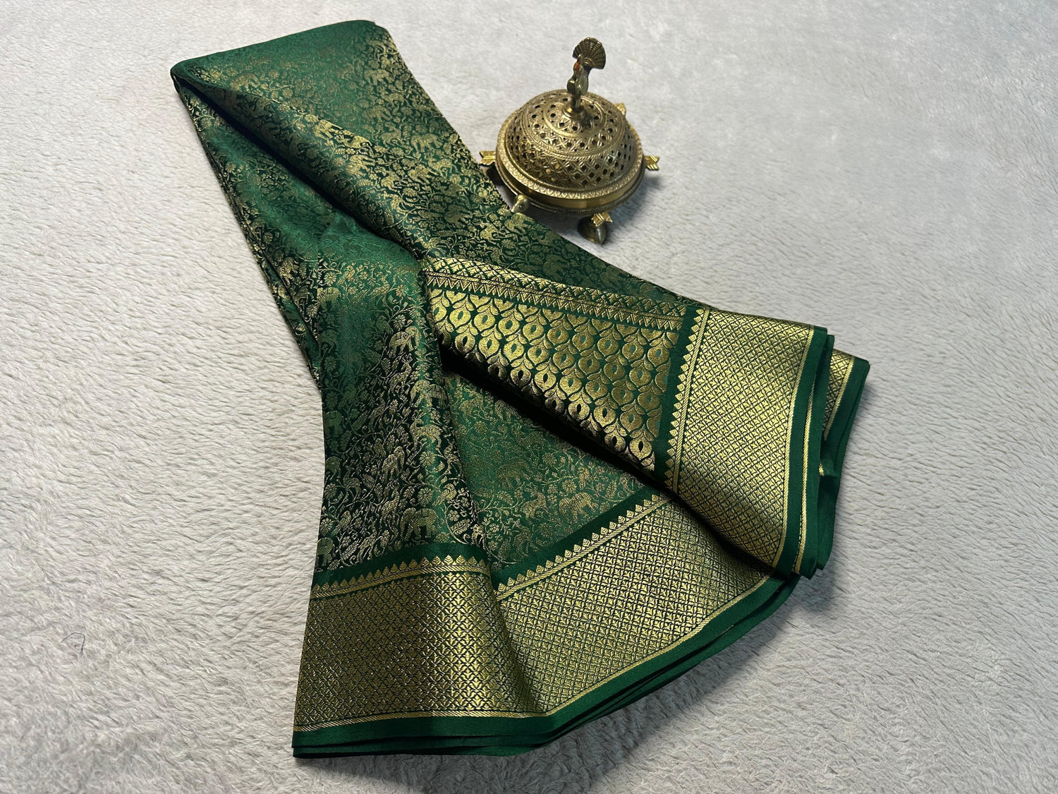 Graceful Mysore Silk Sarees – Timeless Elegance in Every Drape