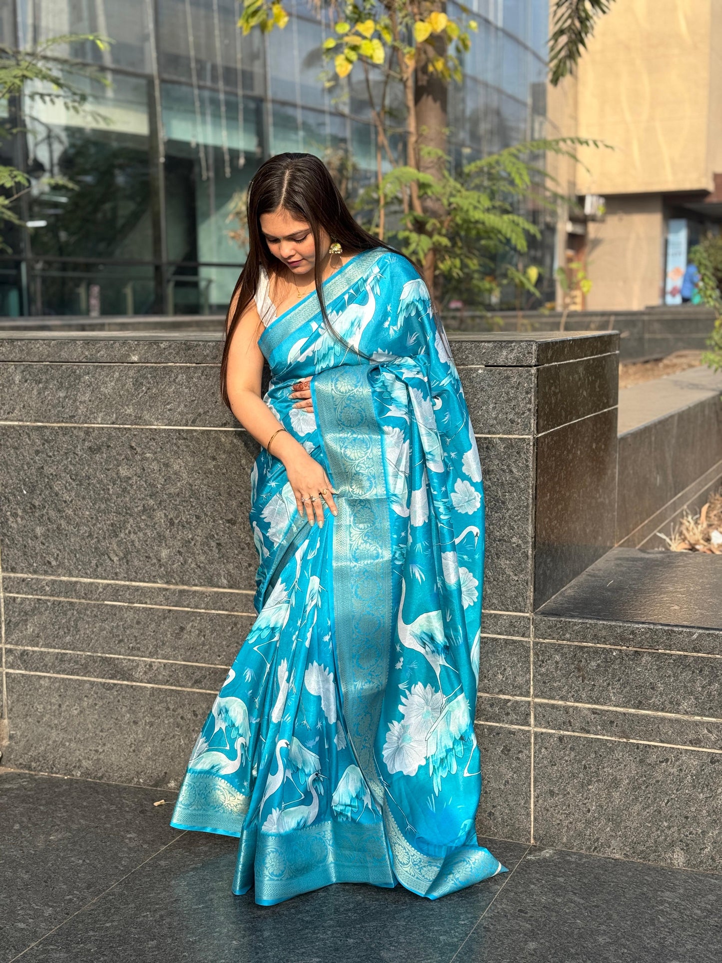 Dola Silk Saree With Jacquard Border - Blue