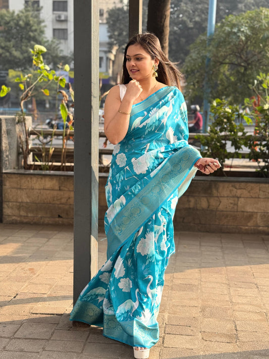 Dola Silk Saree With Jacquard Border - Blue