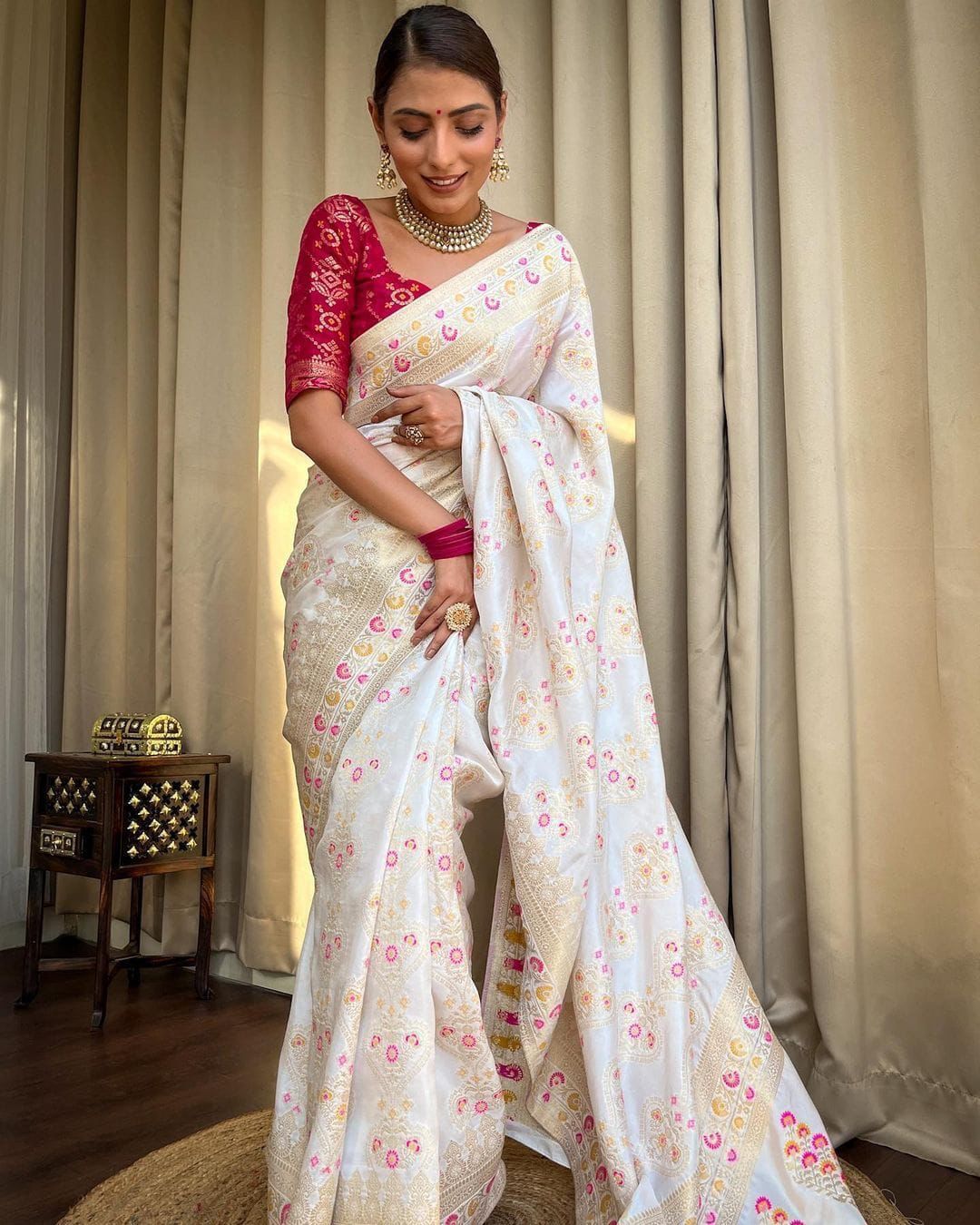 Soft Silk Saree with Jacquard Border & Rich Pallu – Elegant Printed Wedding Wear-White Color