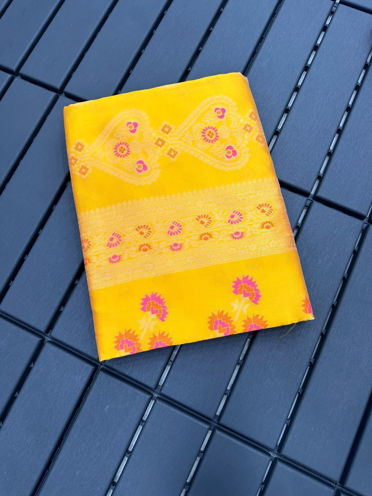 Soft Silk Saree with Rich Jacquard Pallu & Border – Festive & Wedding Wear- yellow color