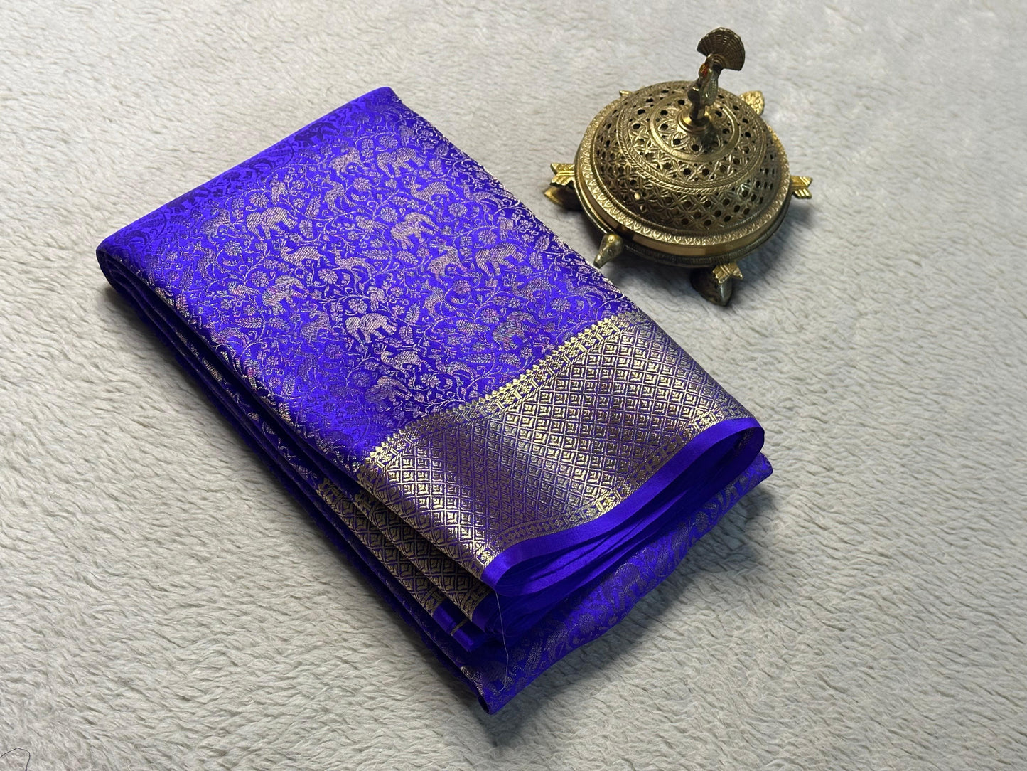 Pure Brocade Mysore Silk Saree with Zari Weaving & Jaccard Contrast Blouse
