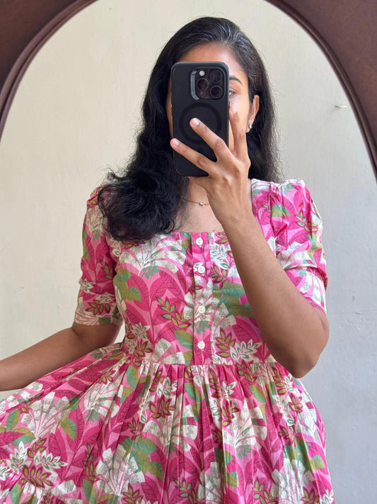 Stylish Everyday Outfit Pink Ladies Cotton Printed Dress with Lining