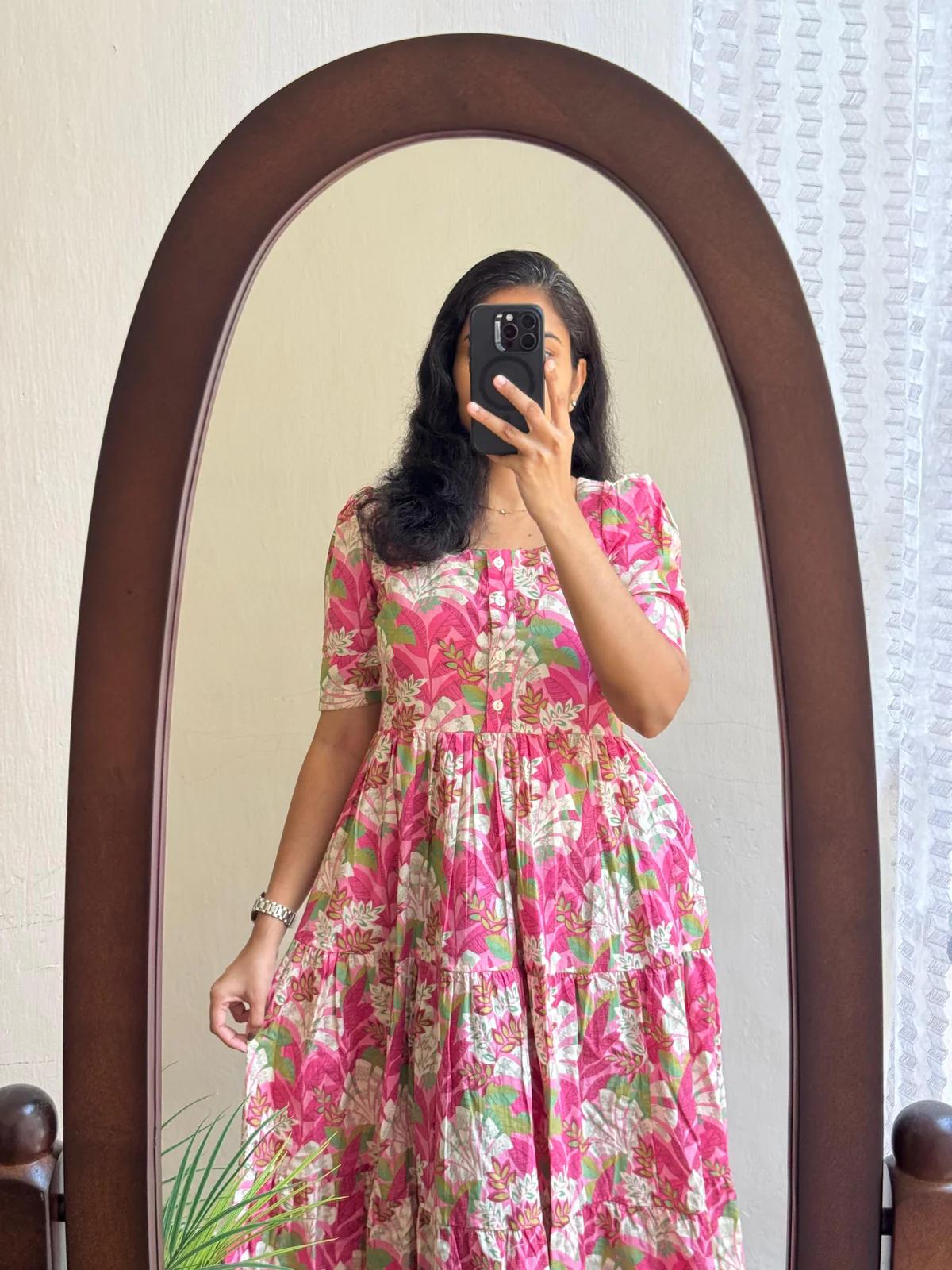 Stylish Everyday Outfit Pink Ladies Cotton Printed Dress with Lining