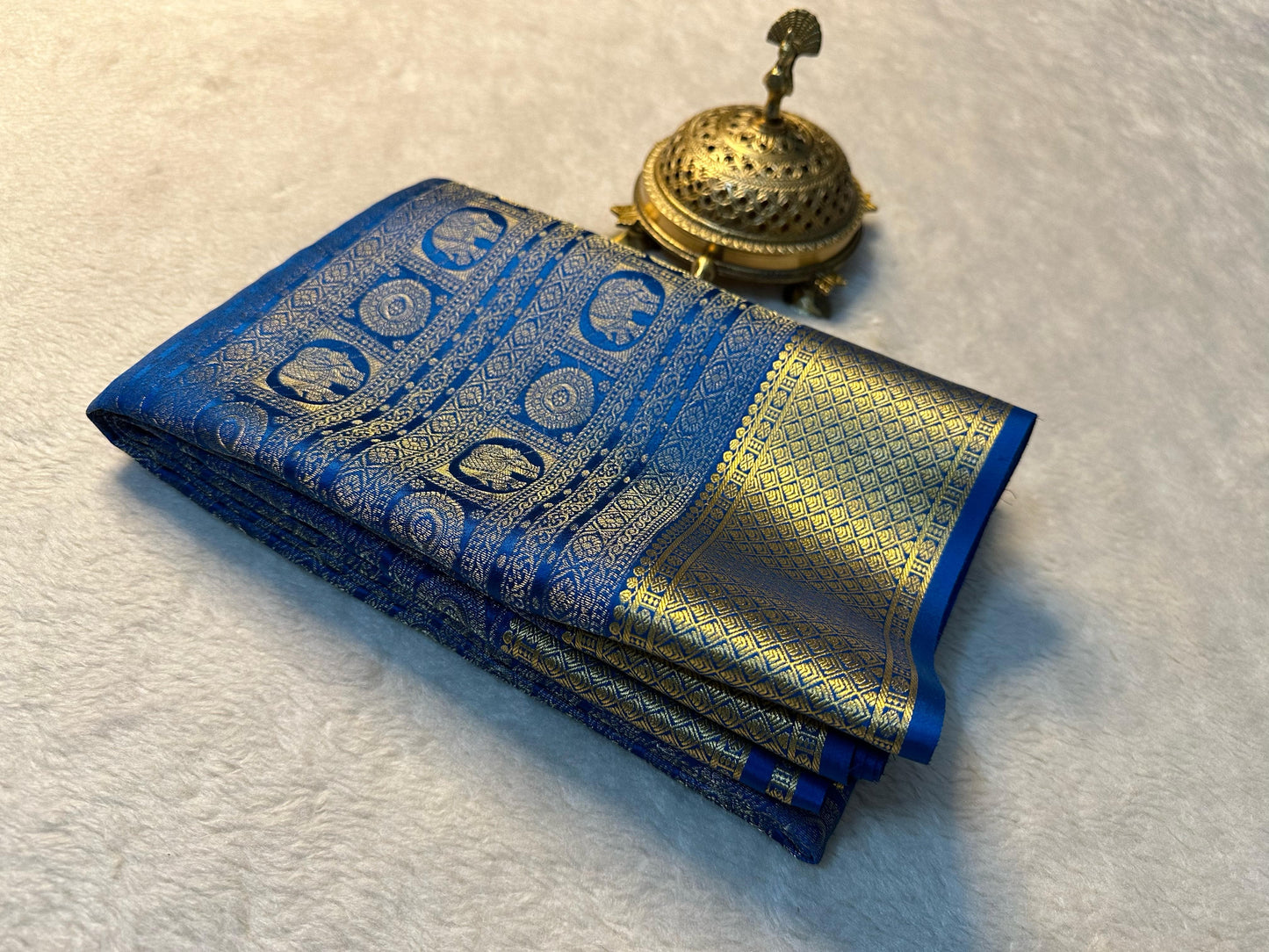 Pure Brocade Mysore Silk Saree with Rich Zari Weaving & Jacquard Blouse-Blue