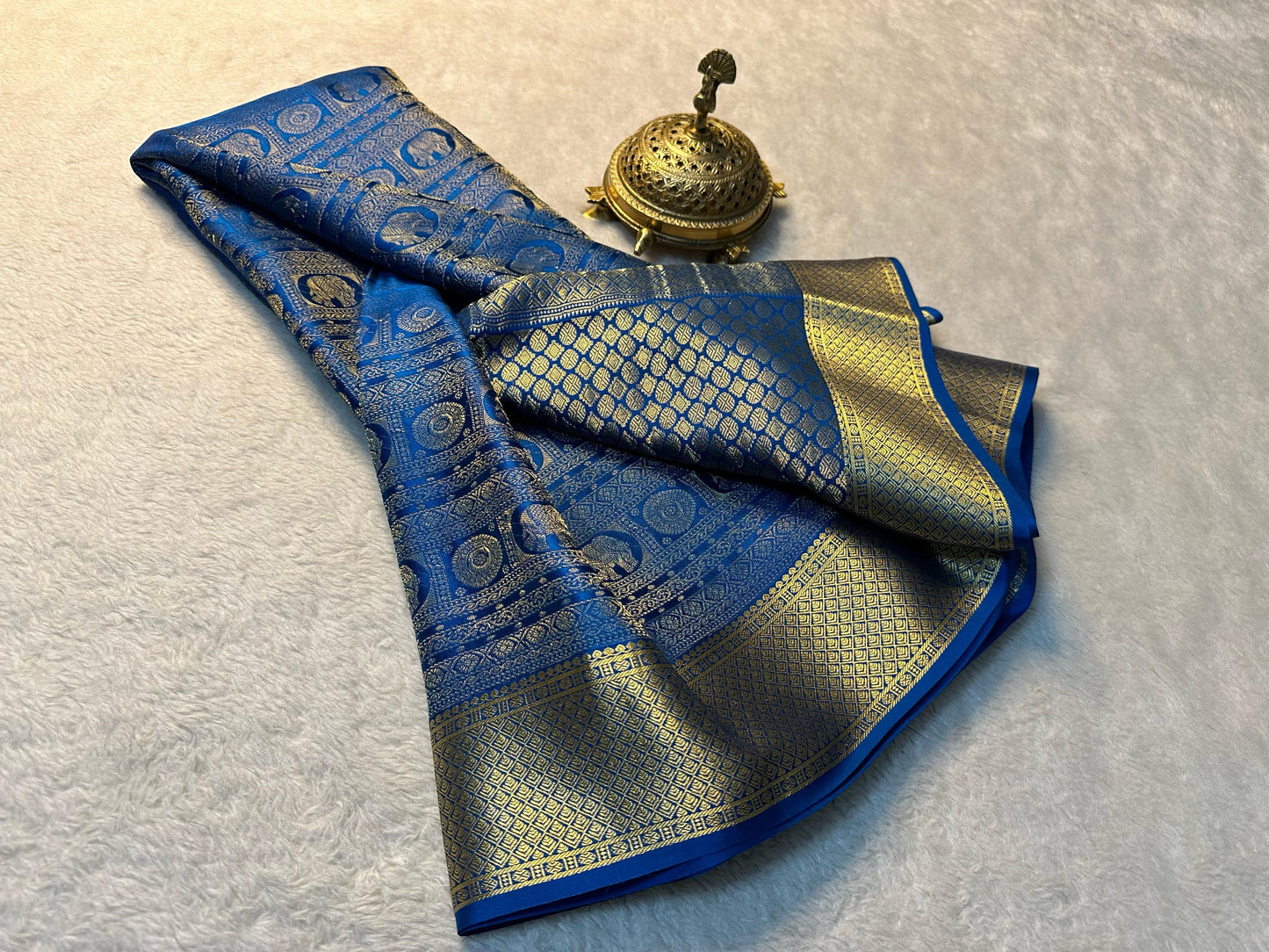 Pure Brocade Mysore Silk Saree with Rich Zari Weaving & Jacquard Blouse-Blue