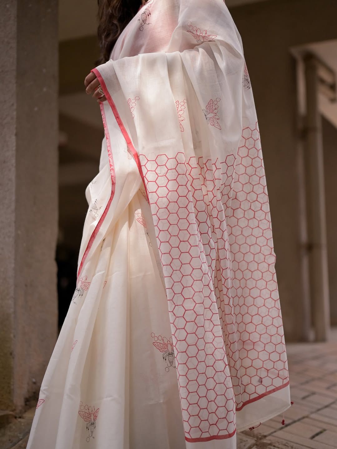 Soft Linen Digital Batik Print Saree with Blouse-Pink