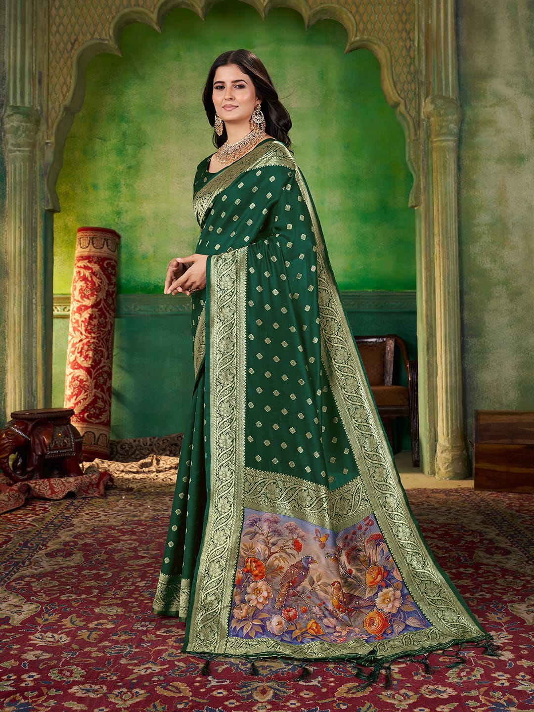 Jacquard Zari Weaving Saree with Woven Pallu, Handwork & Jalar