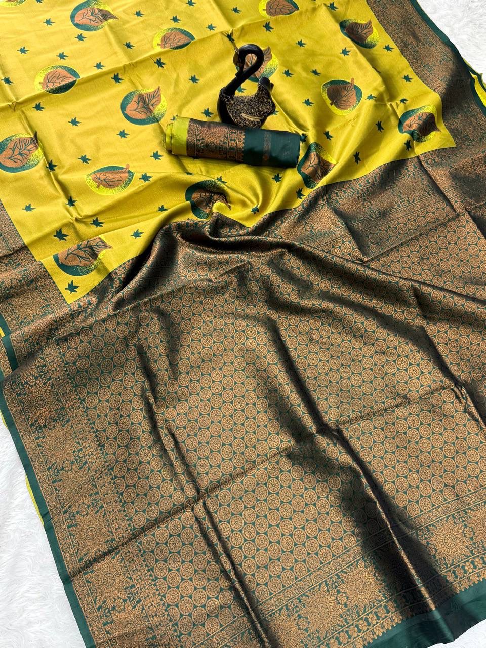 Soft Banarasi Silk Saree – Yellow with Green Border & Rich Pallu