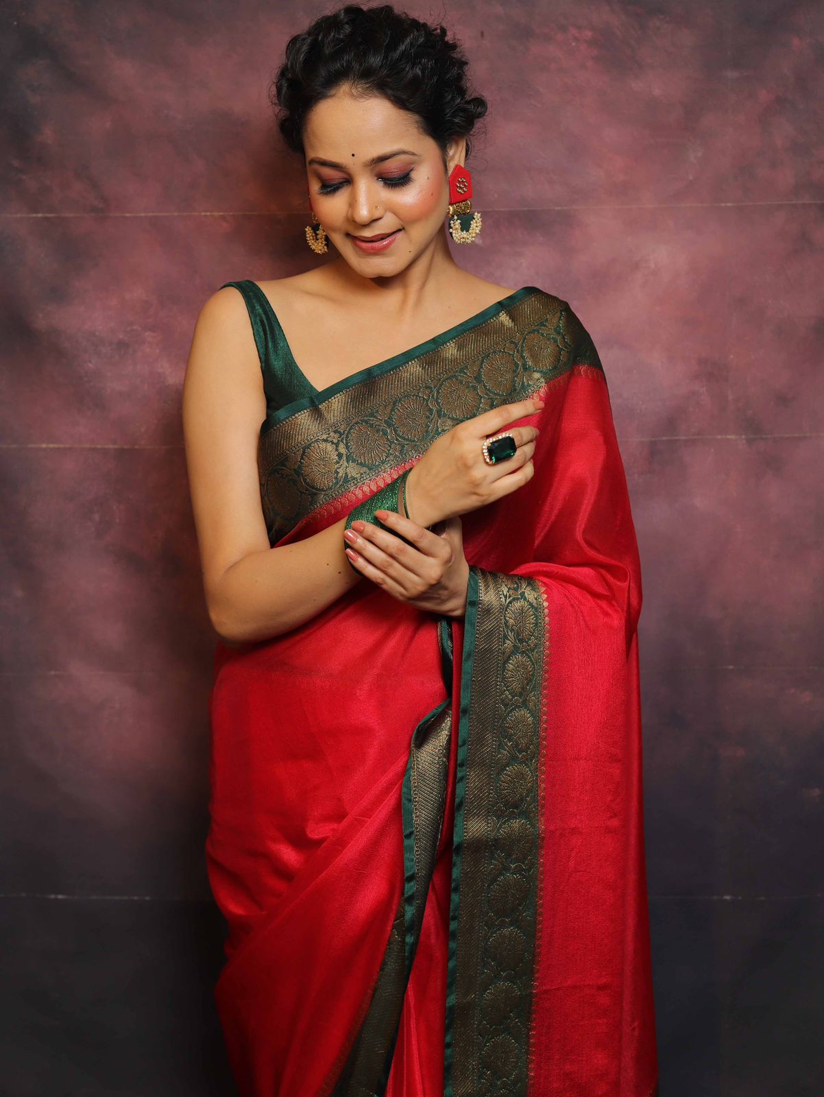 Festive & Wedding Wear  Stunning Red Nylon Chinnon Saree with Green Blouse